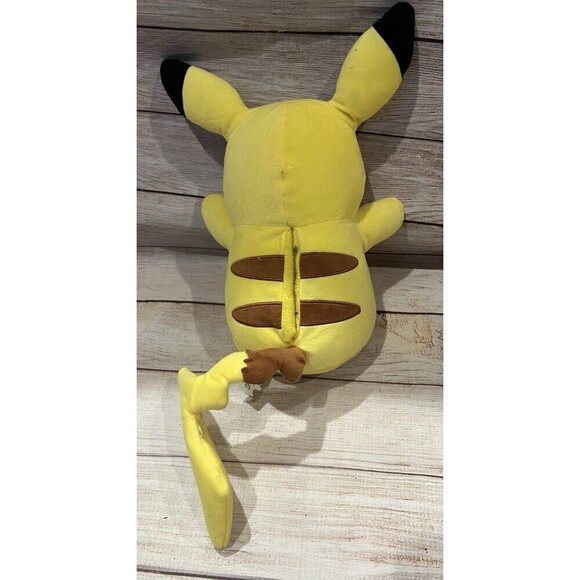 Pokemon Pikachu Light Up Talking 13” Plush Stuff Animal Toy WCT 2018 Works! - Picture 3 of 8